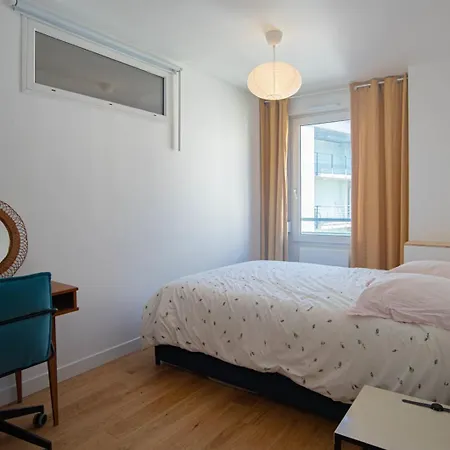 דירה Charming And Spacious 68 M *