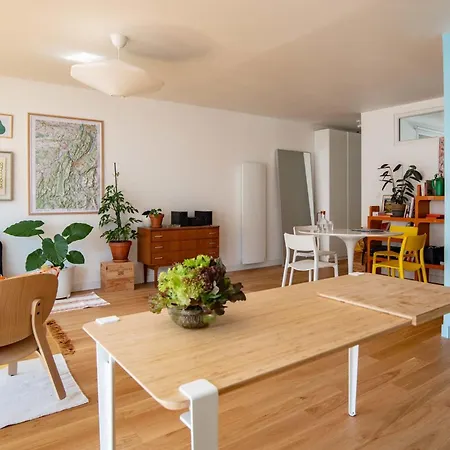 Charming And Spacious 68 M דירה *